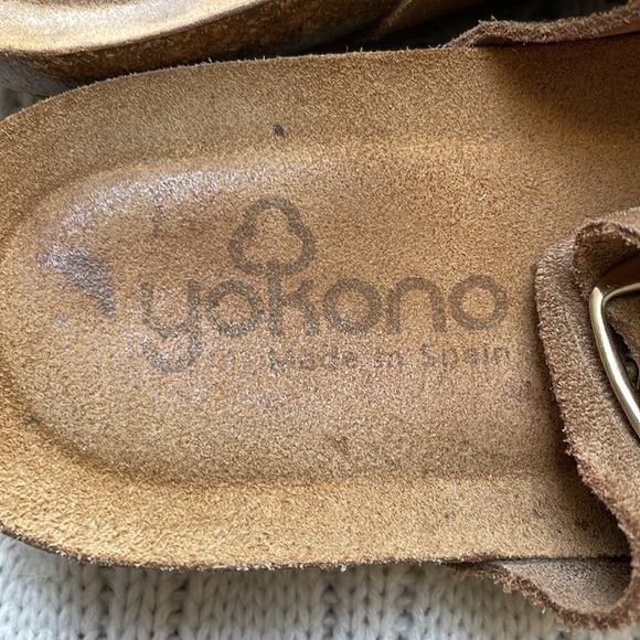 Women’s sz 8 Yokono leather sandals. Between the tow open heel buckle tan Spain - Picture 5 of 11
